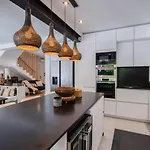 Magnifique Avec Piscine Tatil Evi Le Cannet