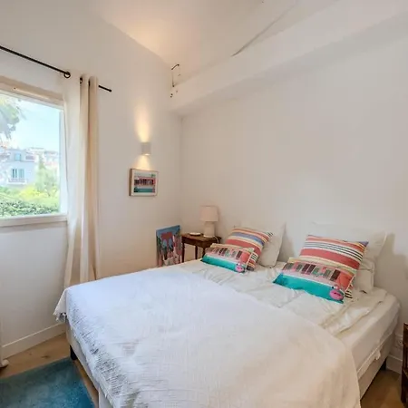 Holiday home Maison De Avec Piscine & Jardin A 5 Min De Cannes Le Cannet