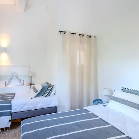 Holiday home Maison De Avec Piscine & Jardin A 5 Min De Cannes